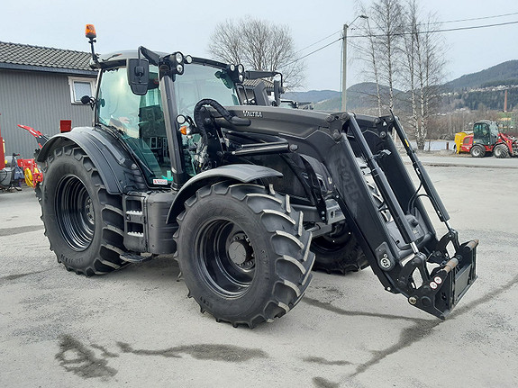 Valtra N174 Direct Twintrac 2022, kr 1 430 000,-