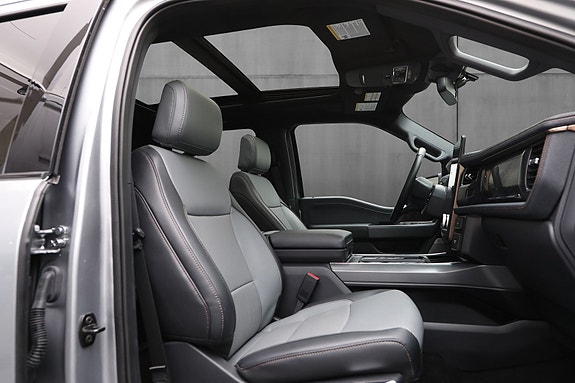 Ford F-150 8 of 30