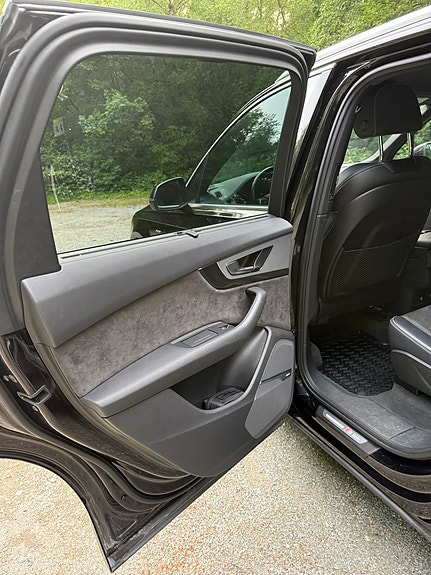 Audi Q7 18 of 24