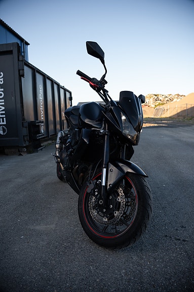 Kawasaki Z 750 2 of 9