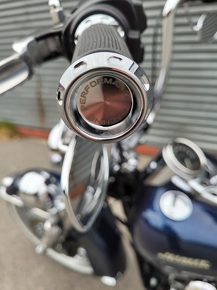 Harley-Davidson Heritage Softail 8 of 12