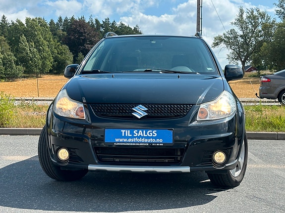Suzuki SX4 2 of 5