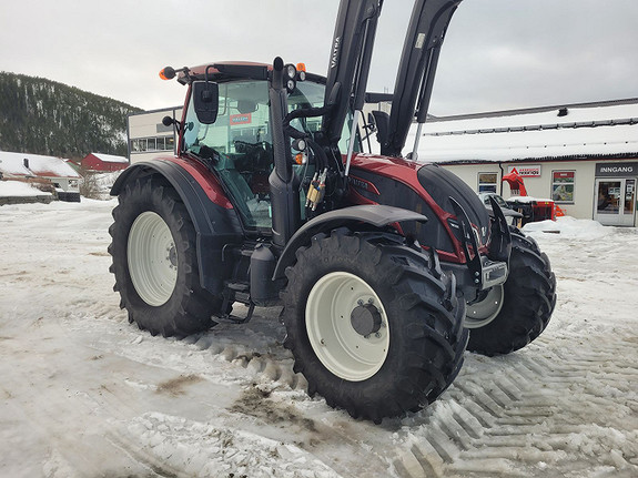 Valtra N174Direct   LITE TIMER 2019, kr 1 279 000,-