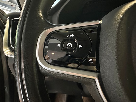 Volvo V60 Cross Country 15 of 30