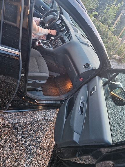 Peugeot 5008 9 of 17
