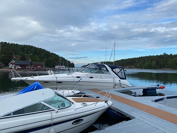 Ferieklar Sea Ray 330 Sundancer 3 of 5