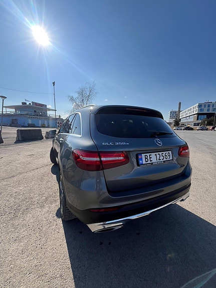 Mercedes-Benz GLC350 e 4 of 5