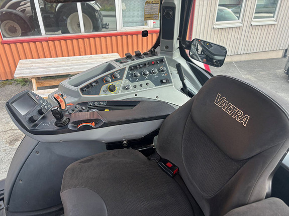 Valtra T214D 2015, kr 769 000,-