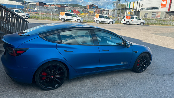 Tesla 2019 M3 Performance Vin 5YJ3E7EB1KF407377