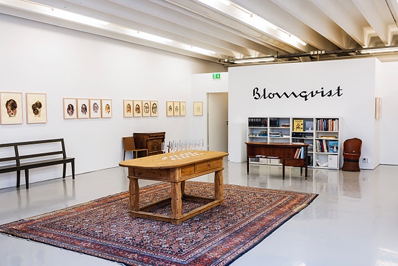 Fra vårt kontor i Bergen. Våre eksperter reiser rundt i Norge og Skandinavia for å hente inn objekter til våre auksjoner.