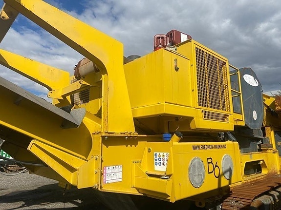 Keestrack B6 (Saturno)