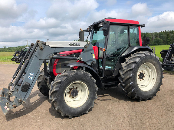 Valtra A93H, E.lasterspak, AC 2011, kr 425 000,-