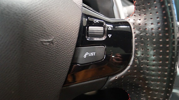 Peugeot 308 18 of 30