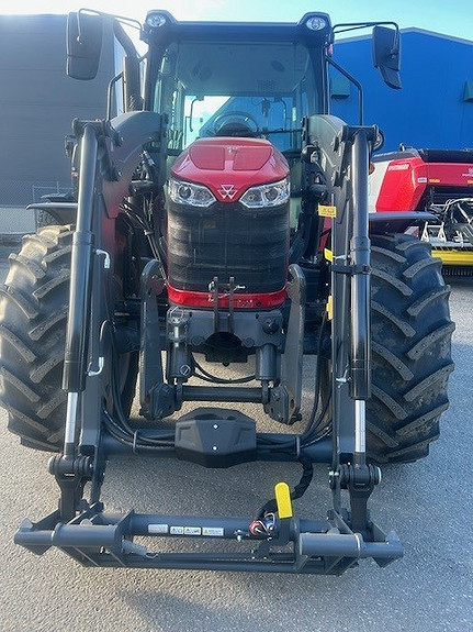 Massey Ferguson MF 5710M Dyna 4 2022, kr 692 000,-