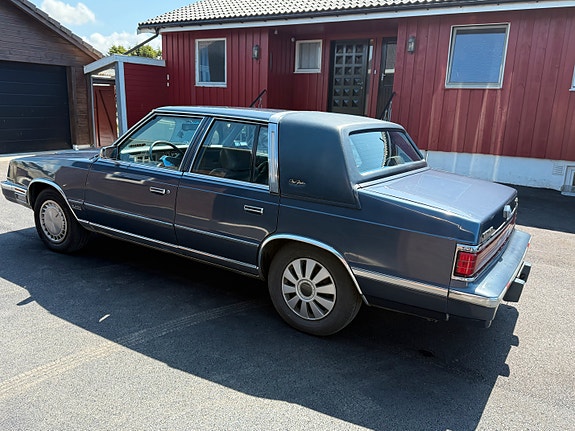 Chrysler New Yorker 18 of 23