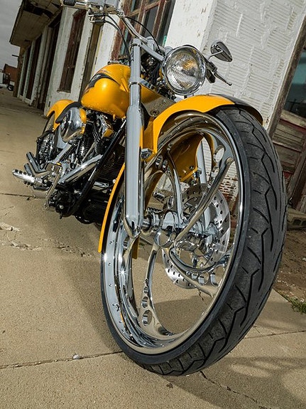 Harley-Davidson Covington Custom FXSTDI DEUCE «Gold» 4 of 5