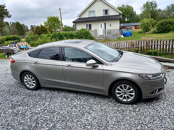 Ford Mondeo 2 of 11