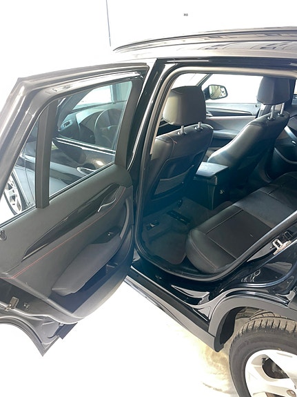 BMW X1 8 of 12