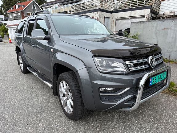 Volkswagen Amarok 2 of 12