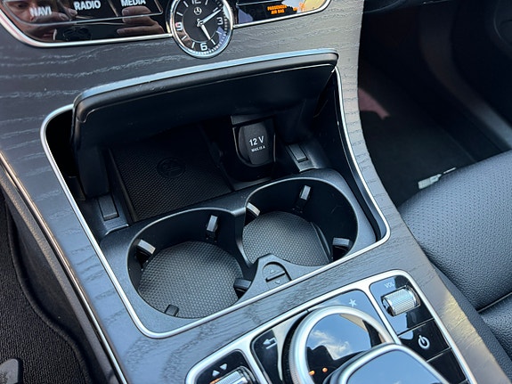 Mercedes-Benz C350 30 of 30