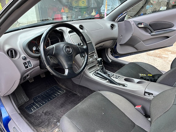 Toyota Celica 3 of 5