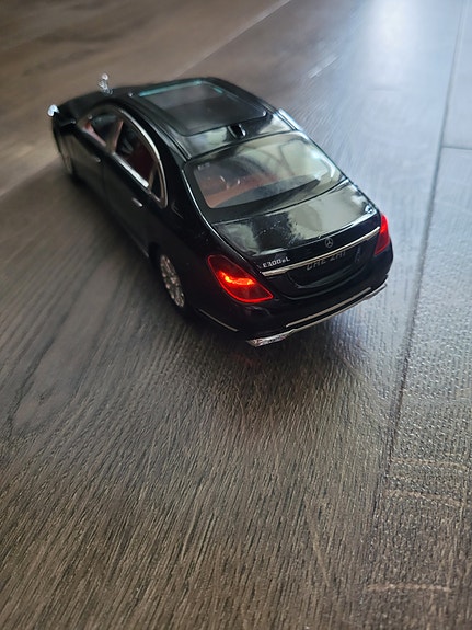 Product image 2 of 7
