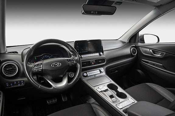 Hyundai Kona 16 of 24