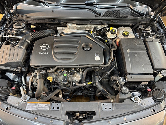 Opel Insignia 28 of 30