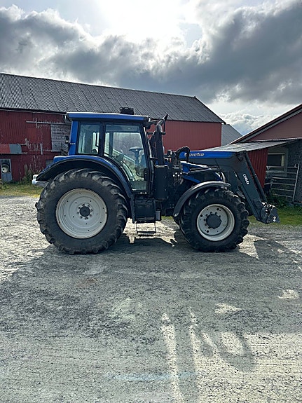 Valtra N163D Lite timer! 2014, kr 679 000,-