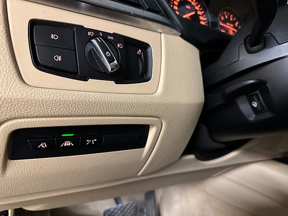 BMW 328i 15 of 30