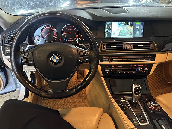 BMW 535d 14 of 26