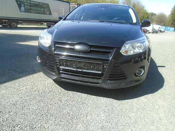 Ford Focus 2 of 5