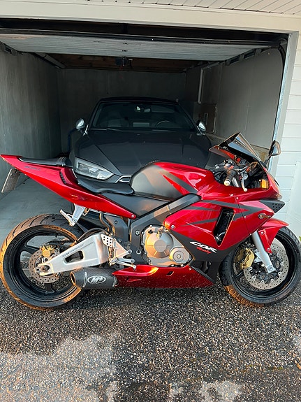 Honda CBR 600 RR 3 of 10