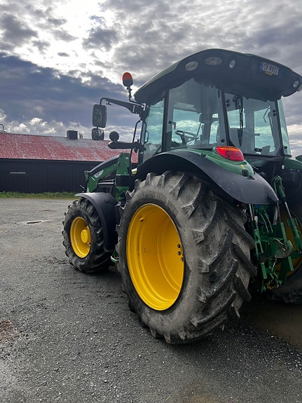 John Deere 5100R 40 km 2019, kr 699 000,-