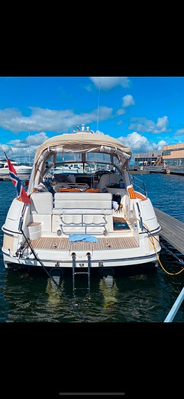 Flott Bavaria 32 Sport med beige highline facelift Ny pris 739 000,- 4 of 5