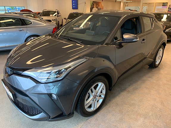 Toyota C-HR 5 of 5
