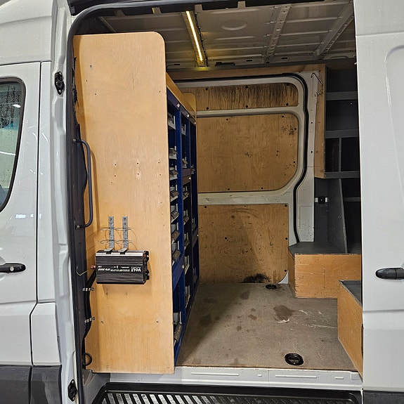 Mercedes-Benz Sprinter 319 15 of 18