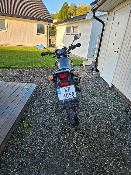 Suzuki DR 125 SM 6 of 6