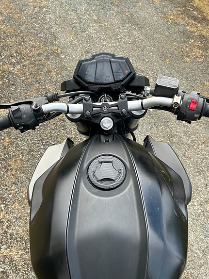 Yamaha MT-125 5 of 10