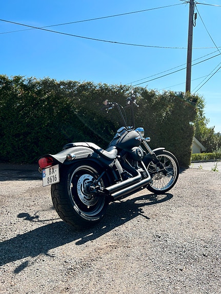 Harley-Davidson Night Train FXSTB 15 of 18