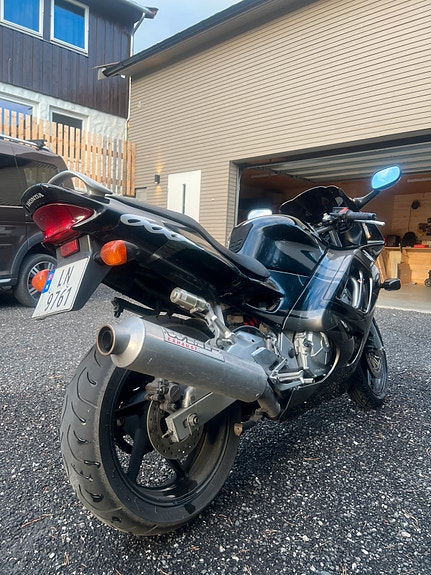 Honda CBR 600 F 5 of 5
