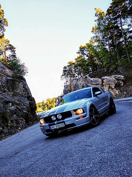 Ford Mustang 10 of 15