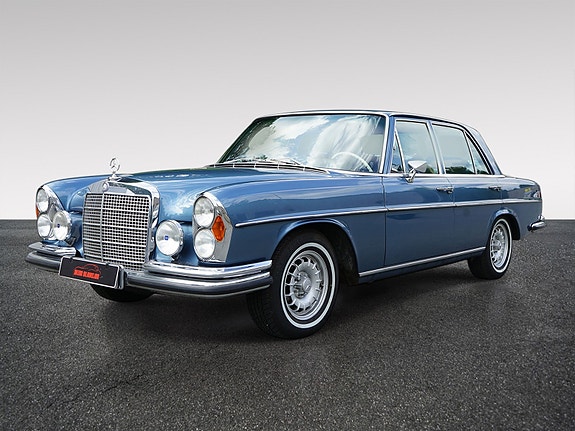 Mercedes-Benz 280 SE 3 of 30