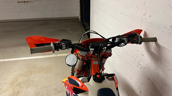 KTM 350 EXC-F Factory Edition 15 of 30