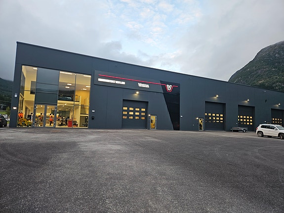 Avdelingskontoret på Mo, Sunnfjord næringspark