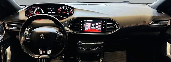 Peugeot 308 14 of 28