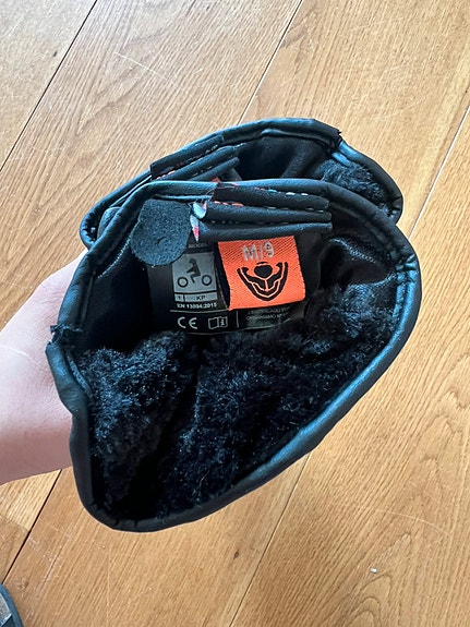Product image 8 of 9