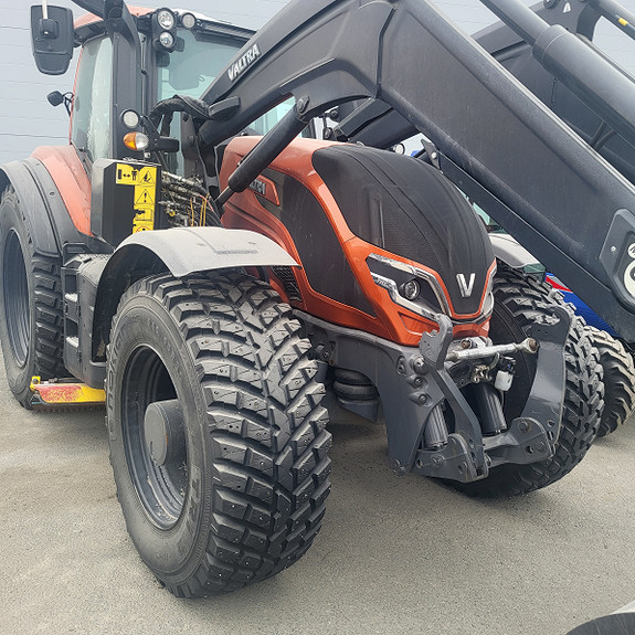 Valtra T255 2022, kr 2 050 000,-