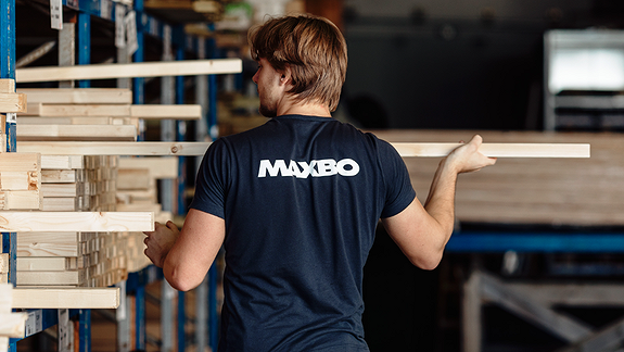 Maxbo logo