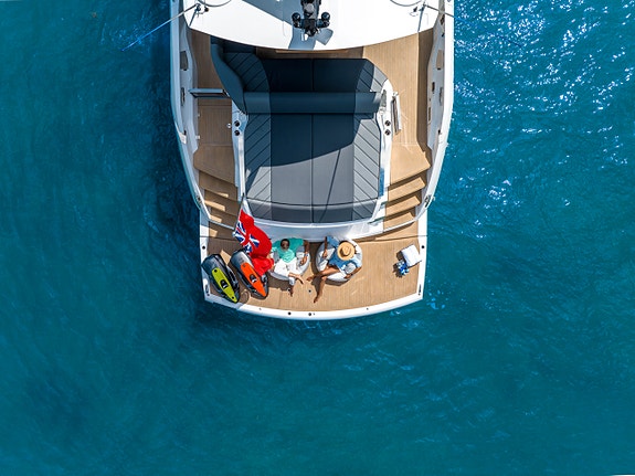 Sunseeker Predator 65 10 of 24